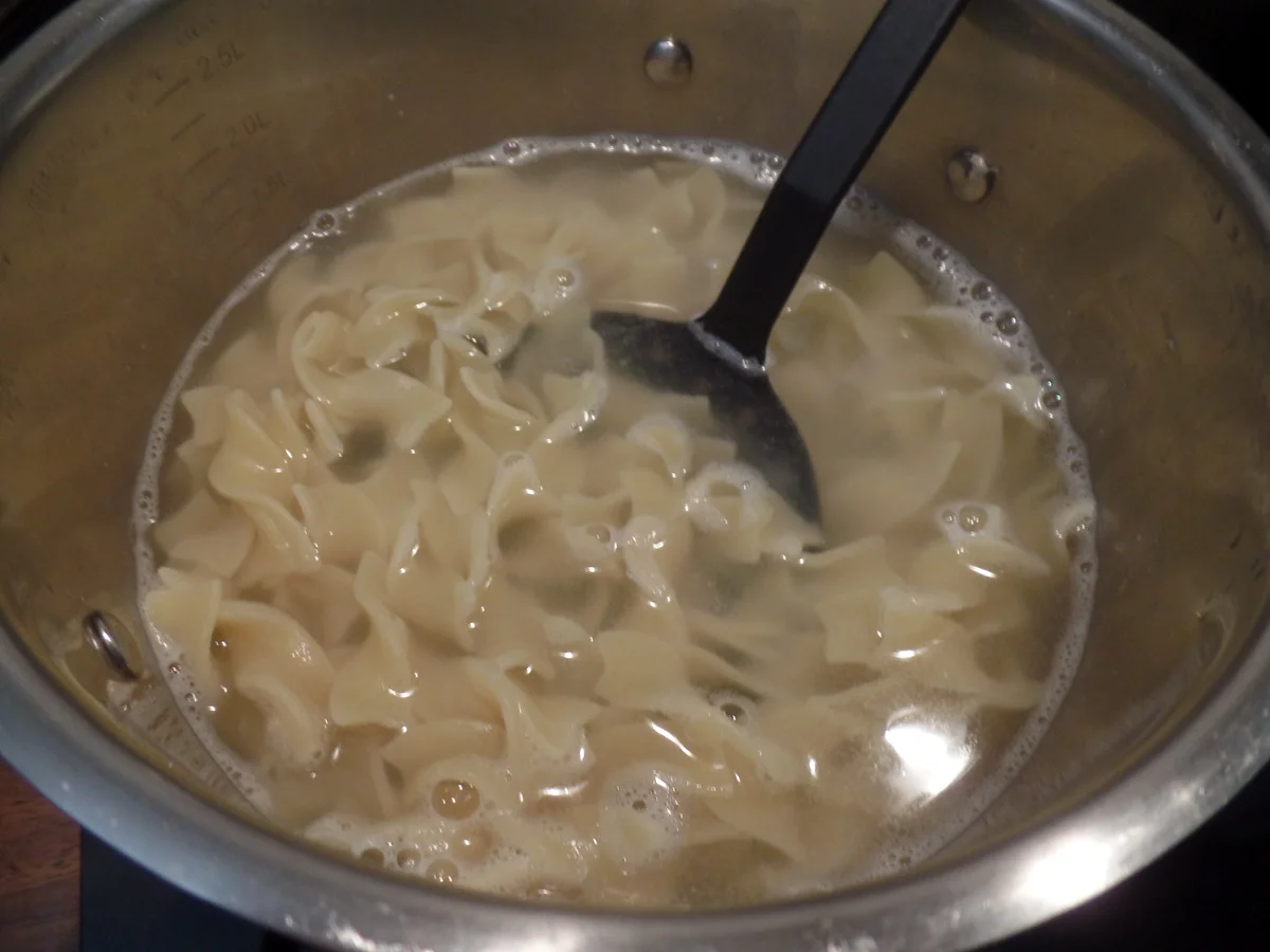 Rezept: Pilz-Nudeln Bild Nr. 14697 Pilz-Nudeln - Rezept - Bild Nr. 14697