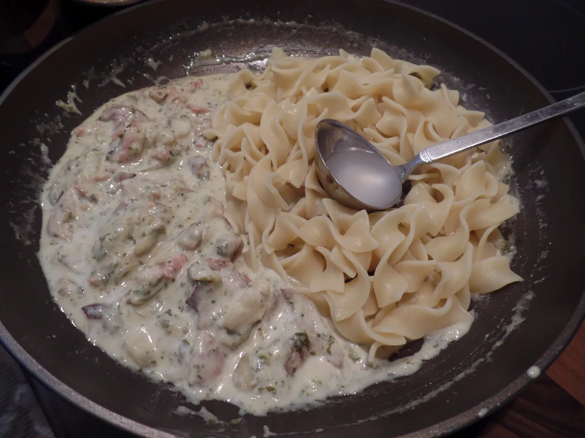 Rezept: Pilz-Nudeln Bild Nr. 14699 Pilz-Nudeln - Rezept - Bild Nr. 14699