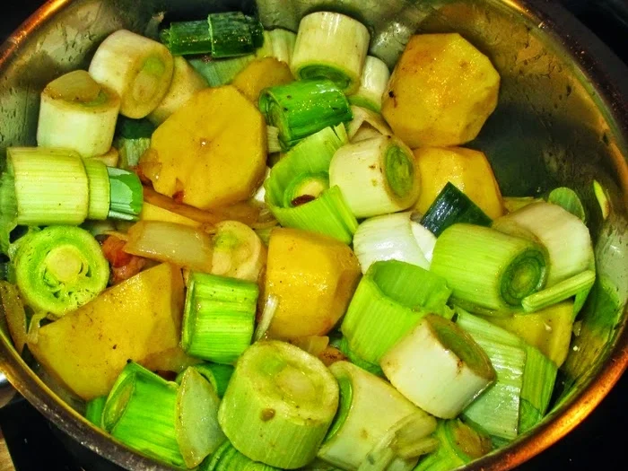 Knusper-Matjes mit sahnigen Porree-Kartoffeln - Rezept - Bild Nr. 14693