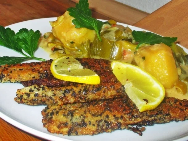 Knusper-Matjes mit sahnigen Porree-Kartoffeln - Rezept - Bild Nr. 14696