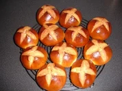 Hot Cross Buns - Rezept