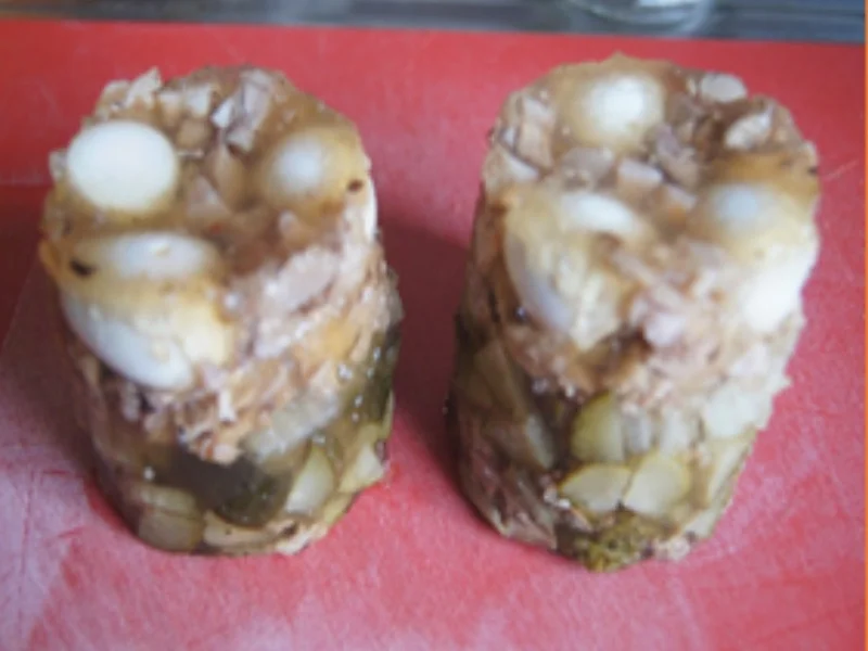 Bratkartoffeln mit Rote Bete Salat und Spanferkelsülze im Glas - Rezept - Bild Nr. 14705