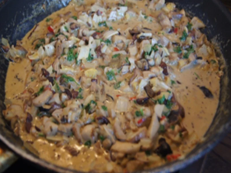 Herzhafte Steinpilzpfanne mit Servietten Knödeln - Rezept - Bild Nr. 14711