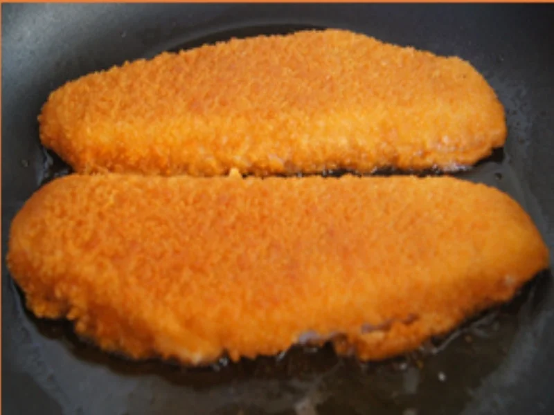 Seelachsfilet paniert in knuspriger Panade mit Zucchini Spaghetti - Rezept - Bild Nr. 14702