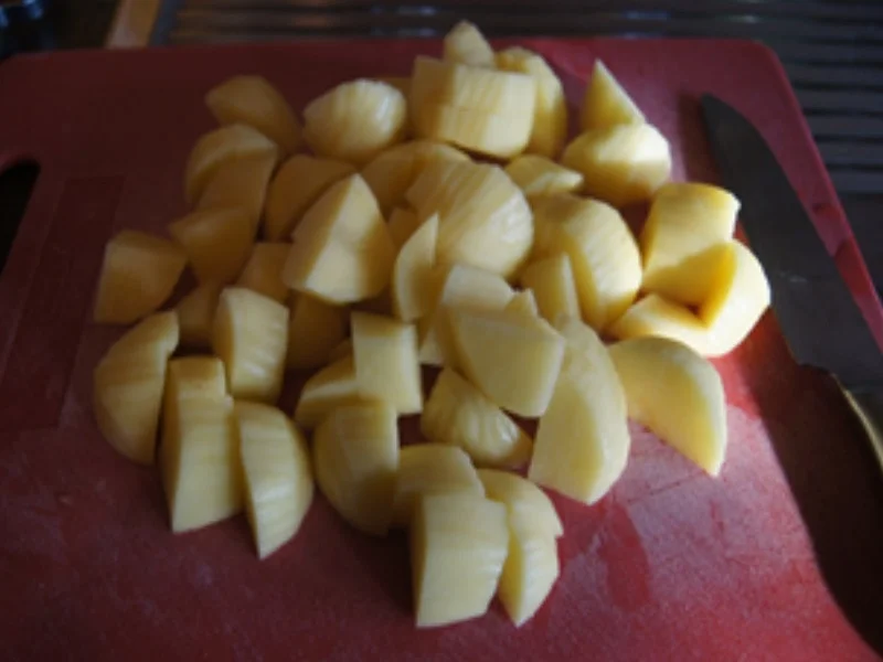 Frittierter Blumenkohl im Bierteig mit Möhrenbuletten und Kartoffelstampf - Rezept - Bild Nr. 14713