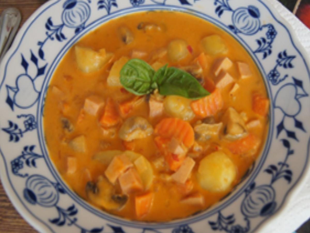 Gelbe Curry-Gemüse-Pfanne mit Fleischwust - Rezept - Bild Nr. 21