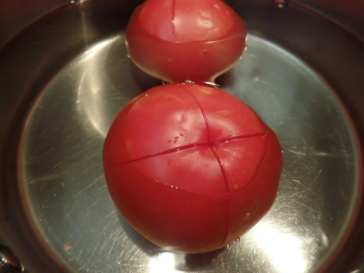 Spaghetti-Nester mit Tomaten-Hollandaise - Rezept - Bild Nr. 14701