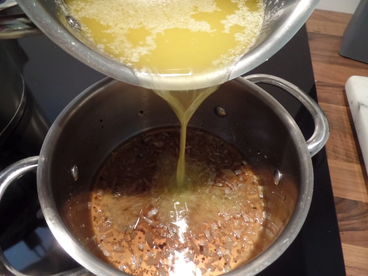 Spaghetti-Nester mit Tomaten-Hollandaise - Rezept - Bild Nr. 14714