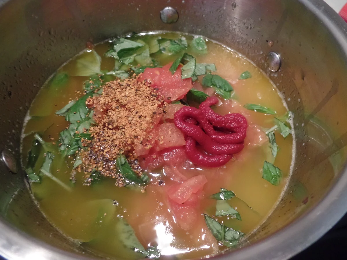 Spaghetti-Nester mit Tomaten-Hollandaise - Rezept - Bild Nr. 14717