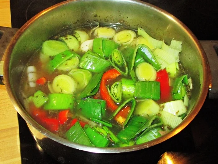 Paprika-Porree-Suppentopf - Rezept - Bild Nr. 14707