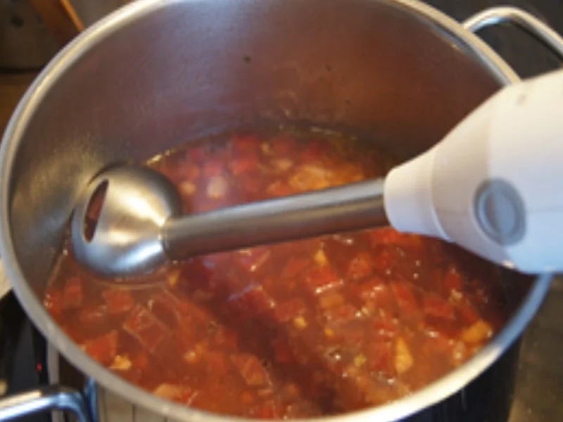 Rote-Bete-Suppe mit Fleischwurst und Wachteleiern - Rezept - Bild Nr. 14714