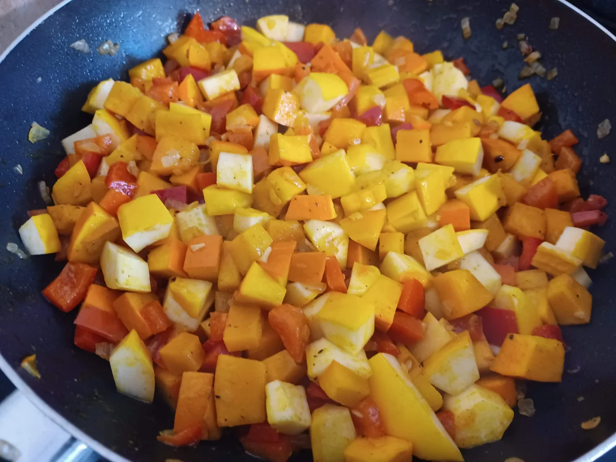 Buntes Kürbis - Zucchini - Gemüse zur kb Challenge Oktober 2021 - Rezept - Bild Nr. 14729