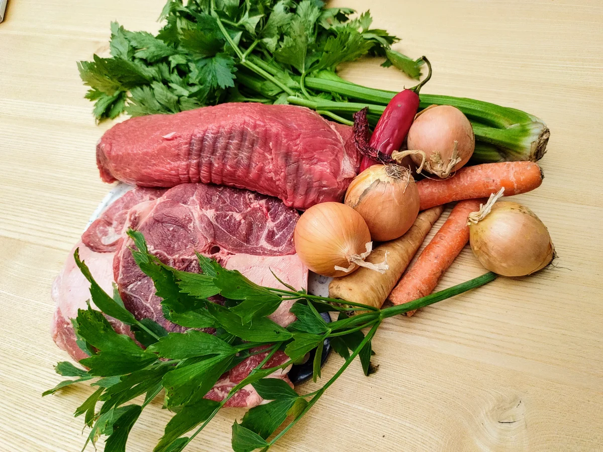 Gulasch aus dem Römertopf bei Niedertemperatur - Rezept - Bild Nr. 14757