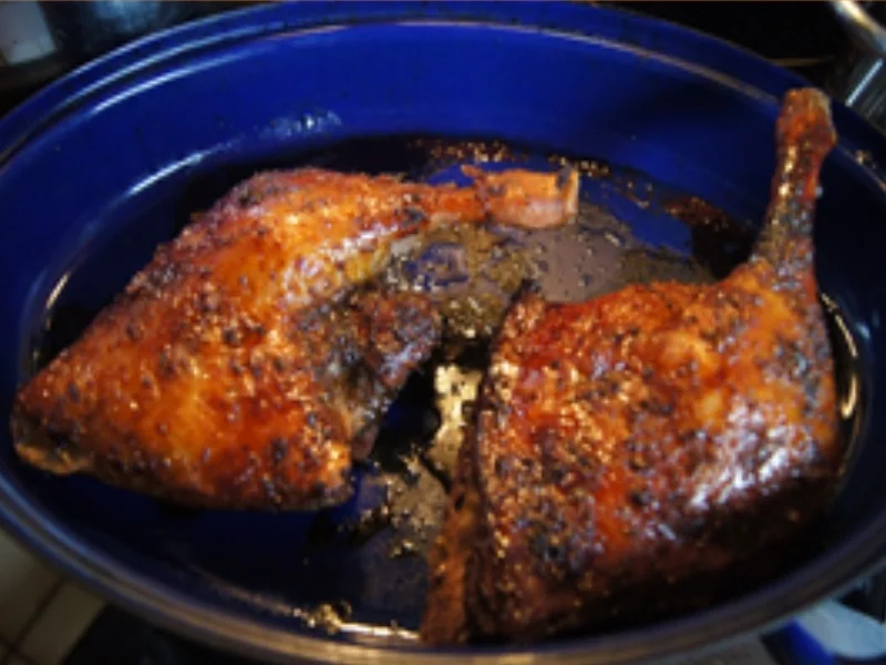 Knusprige Entenkeule mit Sauce, Rotkohl mit Mango und Böhmischen Knödeln - Rezept - Bild Nr. 7