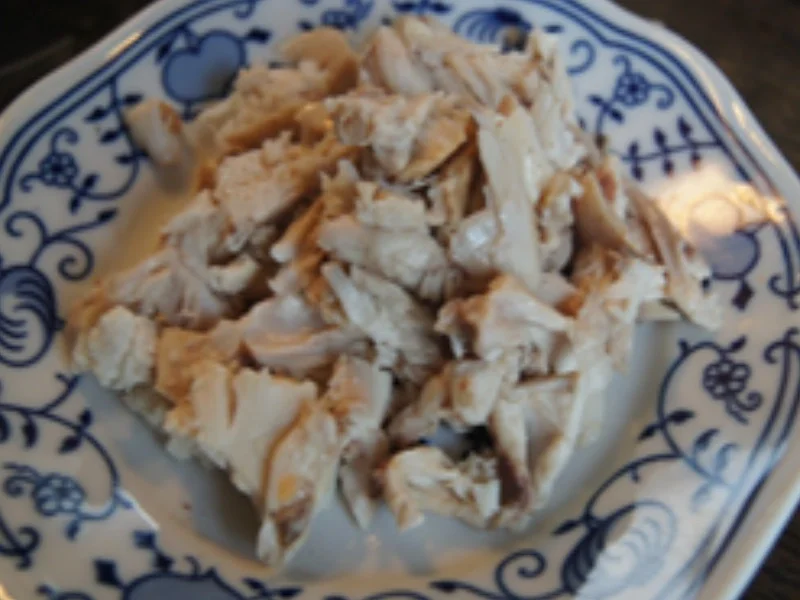 Asiatisch gewürzte Suppe mit gemischter Einlage - Rezept - Bild Nr. 14759