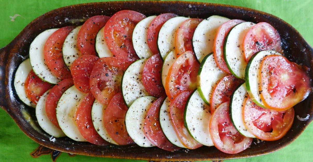 – kulinarische Weltreise – Zucchini-Tomaten Gratin --  Sambal Kue dadar sujini-tomat - Rezept - Bild Nr. 14755