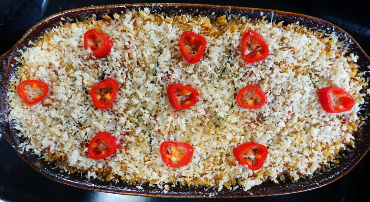 – kulinarische Weltreise – Zucchini-Tomaten Gratin --  Sambal Kue dadar sujini-tomat - Rezept - Bild Nr. 14757