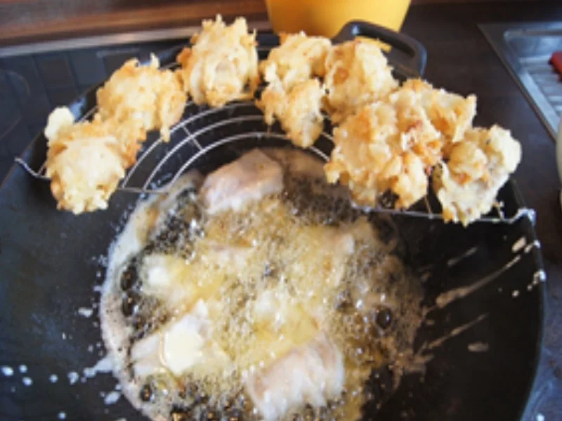 Rezept: Kross gebackenes Seelachsfilet mit Pommes Frites Bild Nr. 8 Kross gebackenes Seelachsfilet mit Pommes Frites - Rezept - Bild Nr. 8