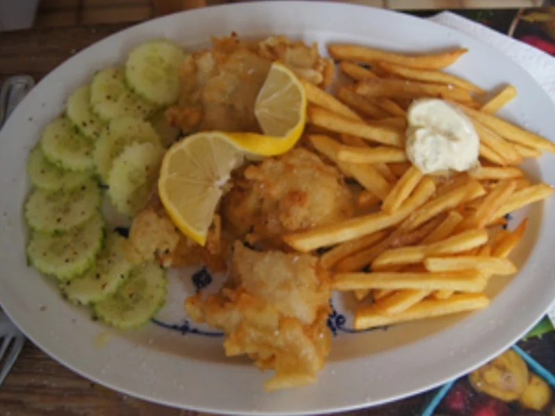 Rezept: Kross gebackenes Seelachsfilet mit Pommes Frites Bild Nr. 13 Kross gebackenes Seelachsfilet mit Pommes Frites - Rezept - Bild Nr. 13