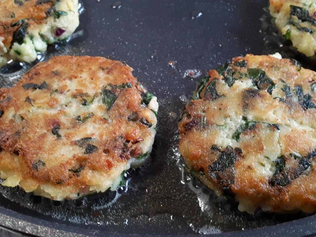 Rezept: KARBASPI -Puffertjes Bild Nr. 14825 KARBASPI -Puffertjes - Rezept - Bild Nr. 14825