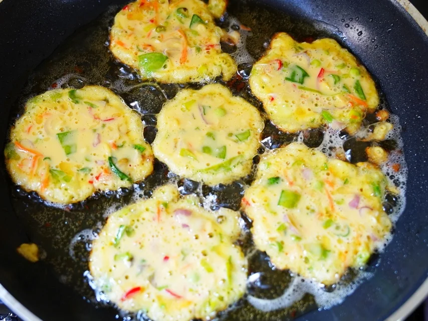 Rezept: Martabak Ampenan ala Bu Ayu - kulinarische Weltreise - Bild Nr. 14818 Martabak Ampenan ala Bu Ayu - kulinarische Weltreise - - Rezept - Bild Nr. 14818