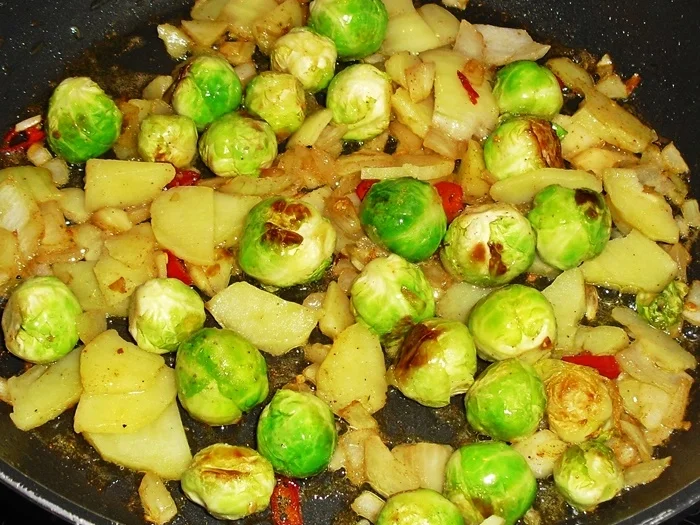 Rosenkohlpfanne mit Parmaschinken - Rezept - Bild Nr. 14837