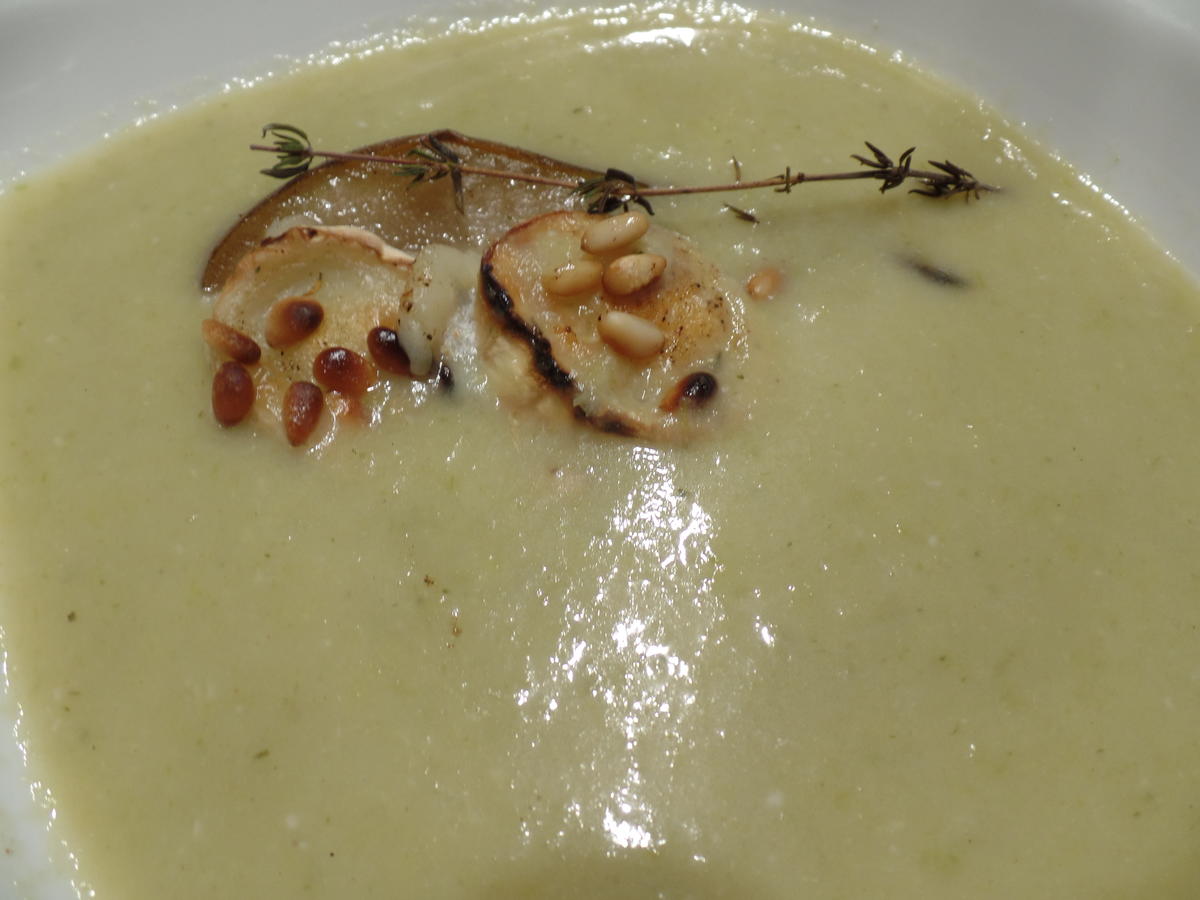 Lauchsuppe mit Birnen und Ziegenkäse - Rezept - Bild Nr. 14834