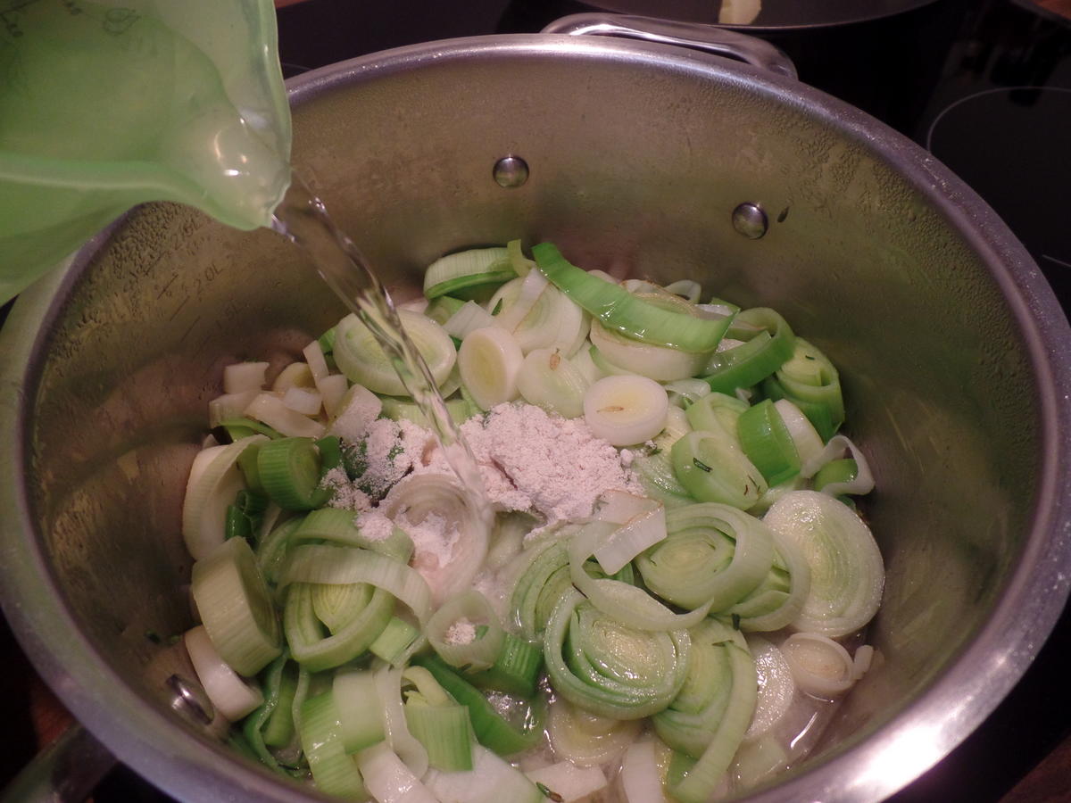 Lauchsuppe mit Birnen und Ziegenkäse - einfach - von Sheeva1960