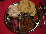 Kichererbsen mit frischem Brot aus Punjab und Reis - Rezept - Bild Nr. 2