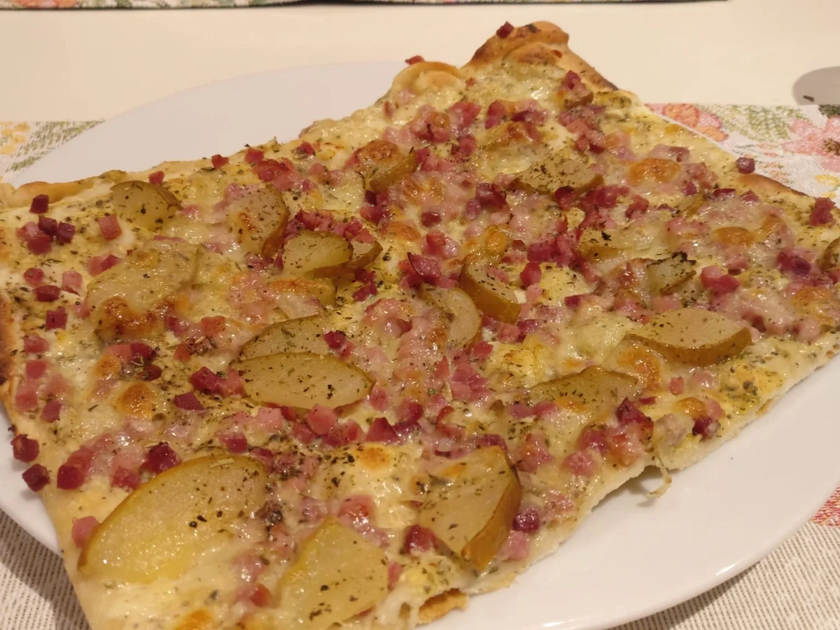 Flammkuchen mit Birne - Rezept - Bild Nr. 14852