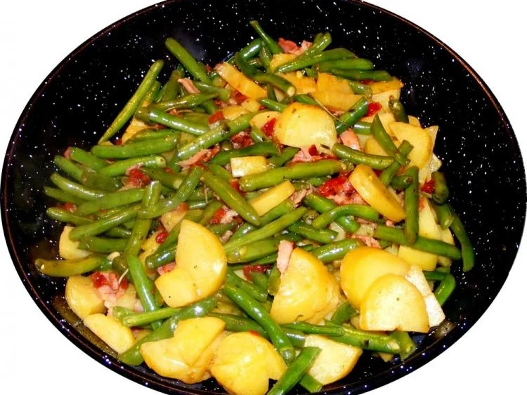 Warmer Kartoffelsalat mit grünen Bohnen und Speck - Rezept - Bild Nr. 14884