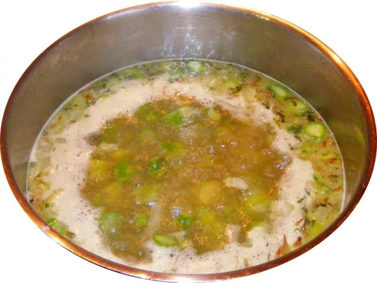 Rezept: Spargelsuppe von grünem Spargel mit Eierflocken Bild Nr. 14878 Spargelsuppe von grünem Spargel mit Eierflocken - Rezept - Bild Nr. 14878