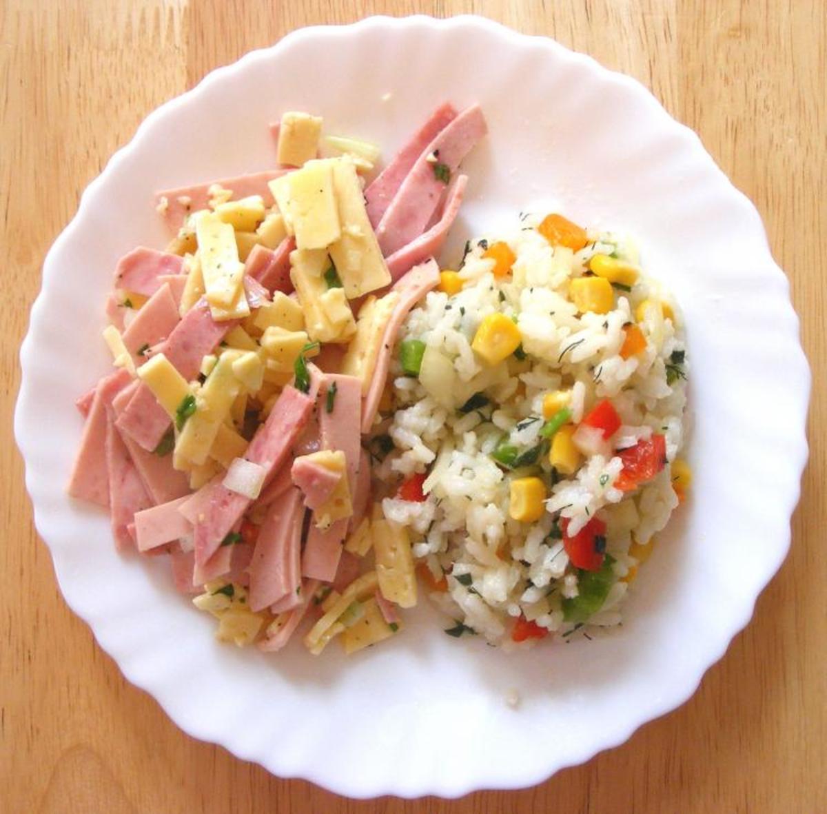 Reissalat mit frischen Kräutern, Paprika und Mais - Rezept - Bild Nr. 4
