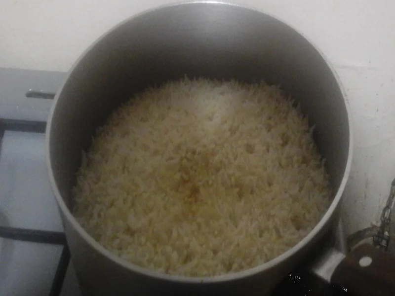 Rezept: Pilaw mit Hähnchenfleisch und Gemüse im Wok Bild Nr. 14881 Pilaw mit Hähnchenfleisch und Gemüse im Wok - Rezept - Bild Nr. 14881