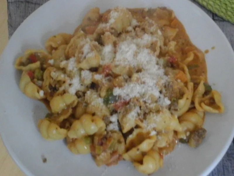 Conchiglie mit Rindermett und Gemüsemix - Rezept - Bild Nr. 2