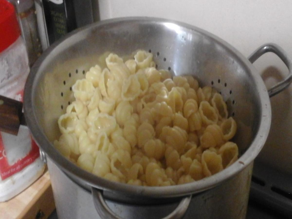 Conchiglie mit Rindermett und Gemüsemix - Rezept - Bild Nr. 4