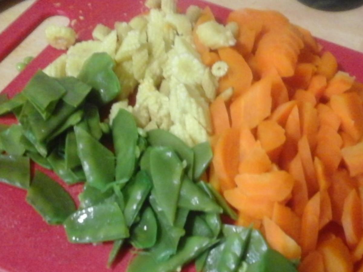 Putencurry mit Gemüse, Brokkoli und Kartoffelstampf - Rezept - Bild Nr. 8