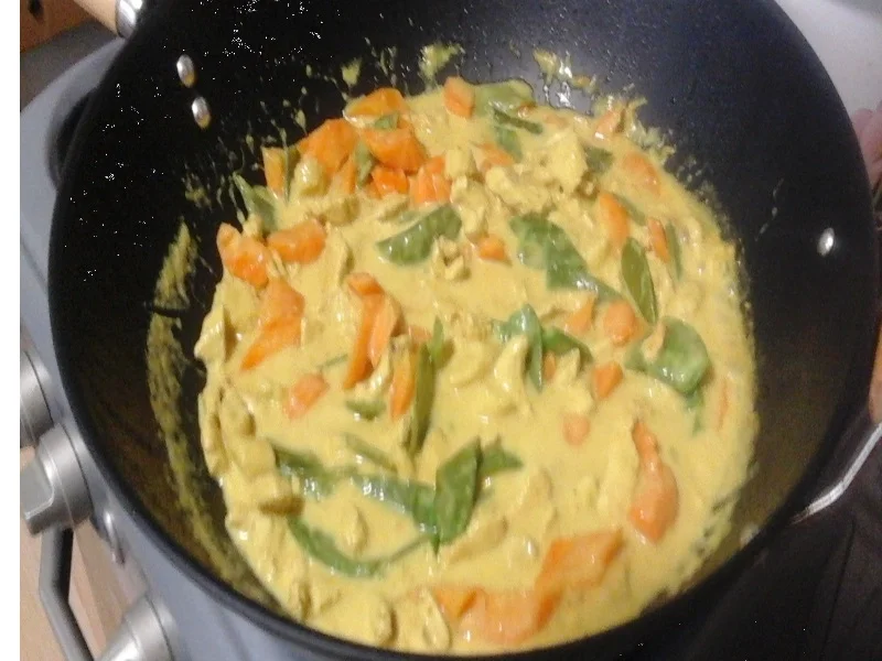 Putencurry mit Gemüse, Brokkoli und Kartoffelstampf - Rezept - Bild Nr. 10