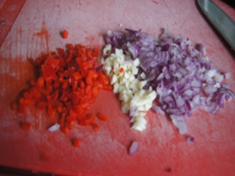 Rezept: Lachsfilet mit Mangoldgemüse und Pellkartoffeln Bild Nr. 4 Lachsfilet mit Mangoldgemüse und Pellkartoffeln - Rezept - Bild Nr. 4