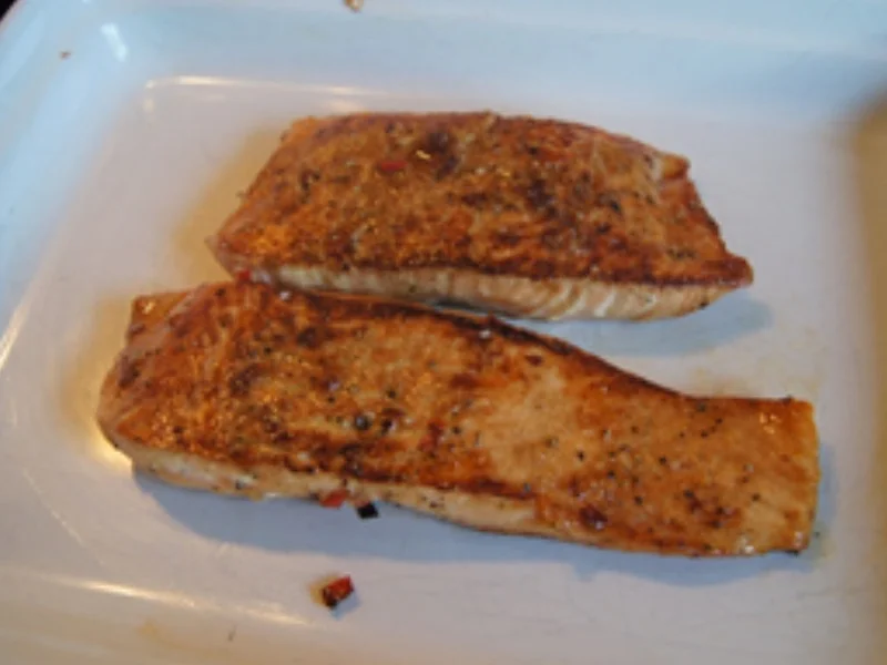 Rezept: Lachsfilet mit Mangoldgemüse und Pellkartoffeln Bild Nr. 11 Lachsfilet mit Mangoldgemüse und Pellkartoffeln - Rezept - Bild Nr. 11