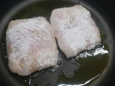 Rezept: Steinbeisser in Zitronensauce mit cremiger Polenta Bild Nr. 14884 Steinbeisser in Zitronensauce mit cremiger Polenta - Rezept - Bild Nr. 14884