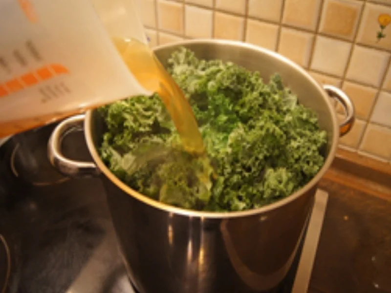 Grünkohl 2021 mit Kassler Nacken, Bregenwurst und Salzkartoffeln - Rezept - Bild Nr. 9