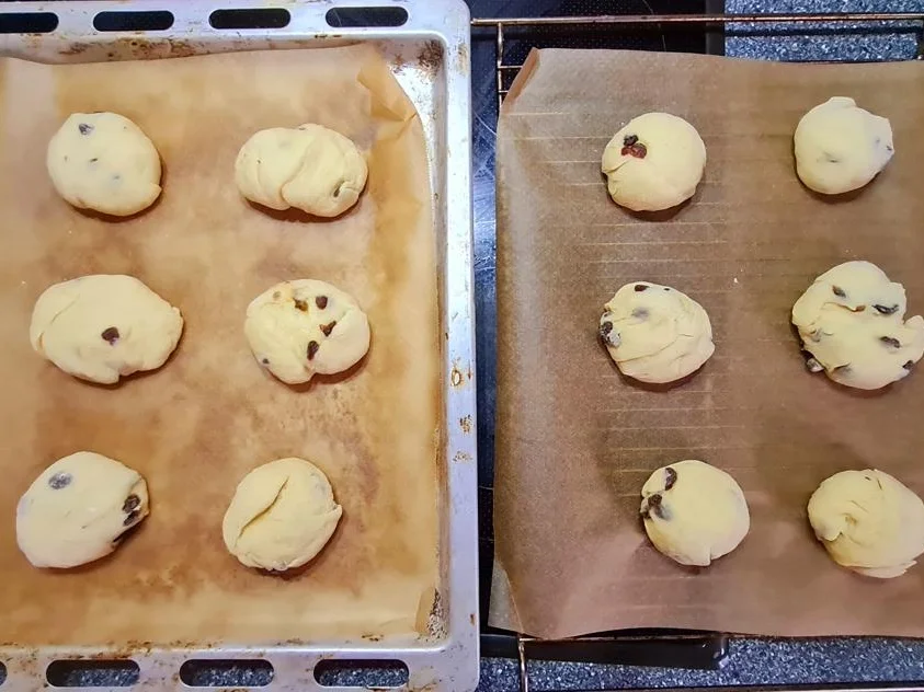 Rosinenbrötchen - Rezept - Bild Nr. 14887