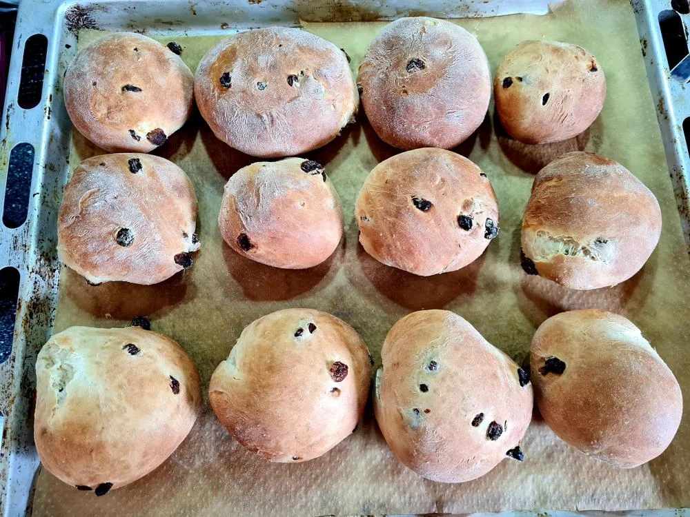 Rosinenbrötchen - Rezept - Bild Nr. 14888