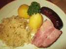 Kasseler und Pinkel auf Sauerkraut - Rezept - Bild Nr. 2