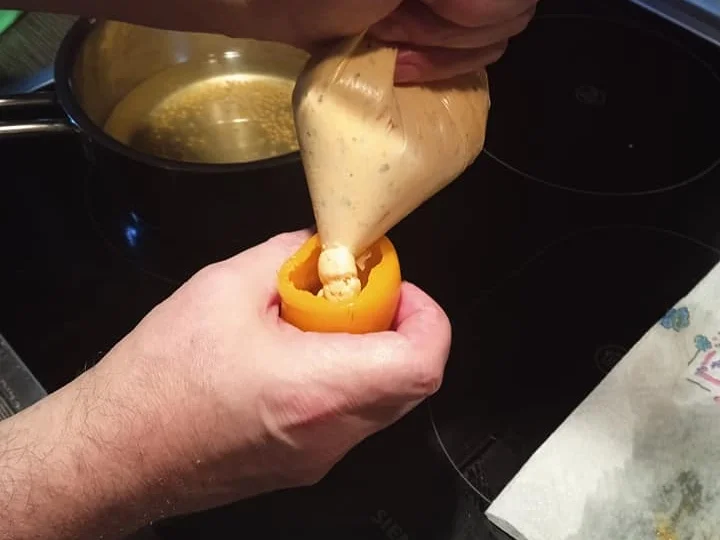 Rezept: Spitzpaprika mit Frischcreme gefüllt Bild Nr. 14899 Spitzpaprika mit Frischcreme gefüllt - Rezept - Bild Nr. 14899