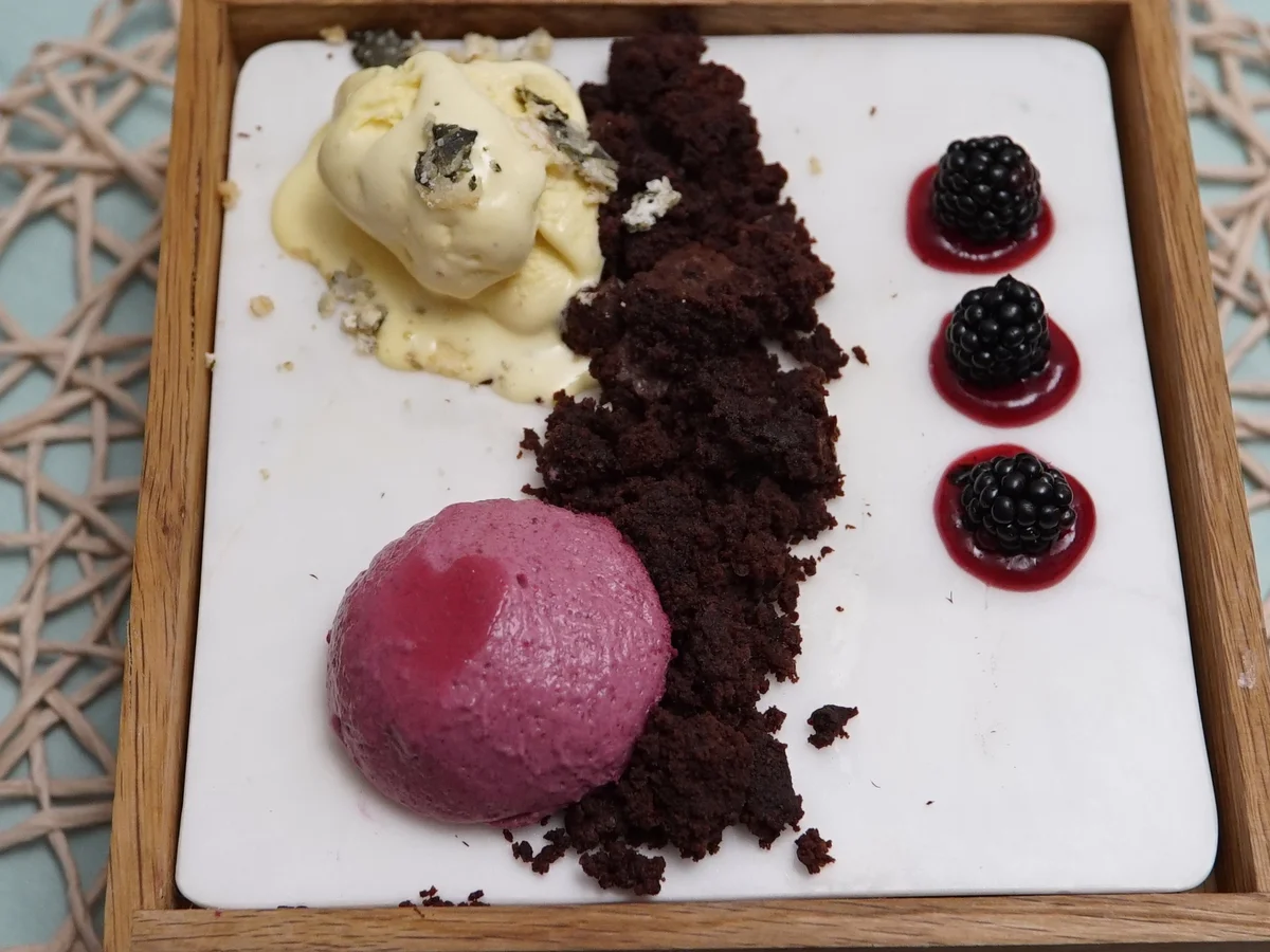 Rezept: Brombeeren mit Erde und Kürbiskernen Bild Nr. 14894 Brombeeren mit Erde und Kürbiskernen - Rezept - Bild Nr. 14894