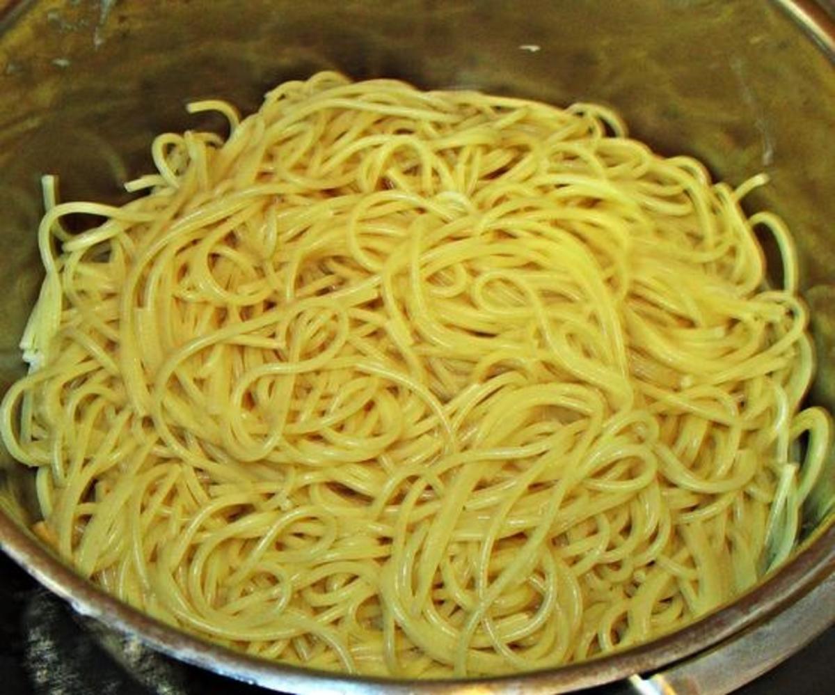 Spaghetti mit scharfer Bolognese - Rezept - Bild Nr. 14926