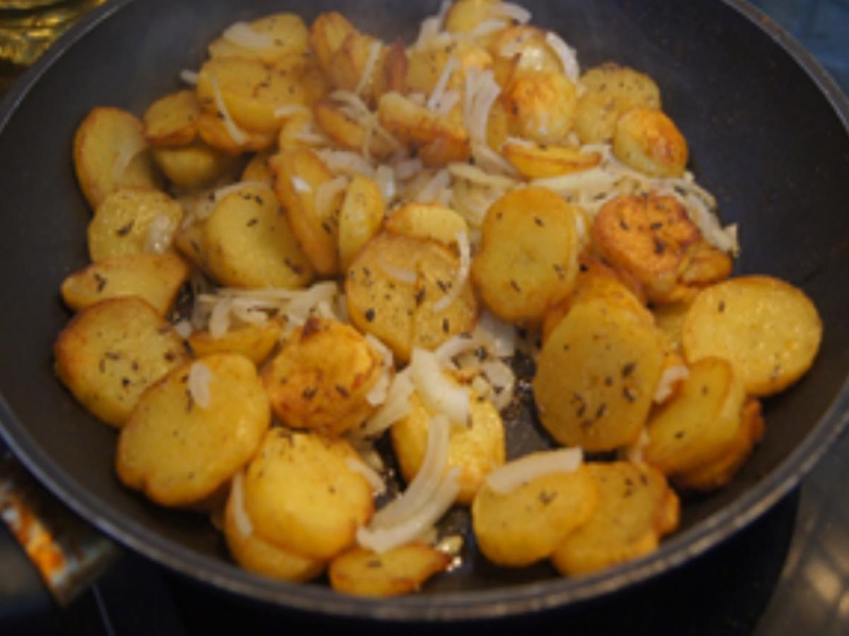 Krosse Bratkartoffeln mit Sülze vom Bauernhof - Rezept - Bild Nr. 10