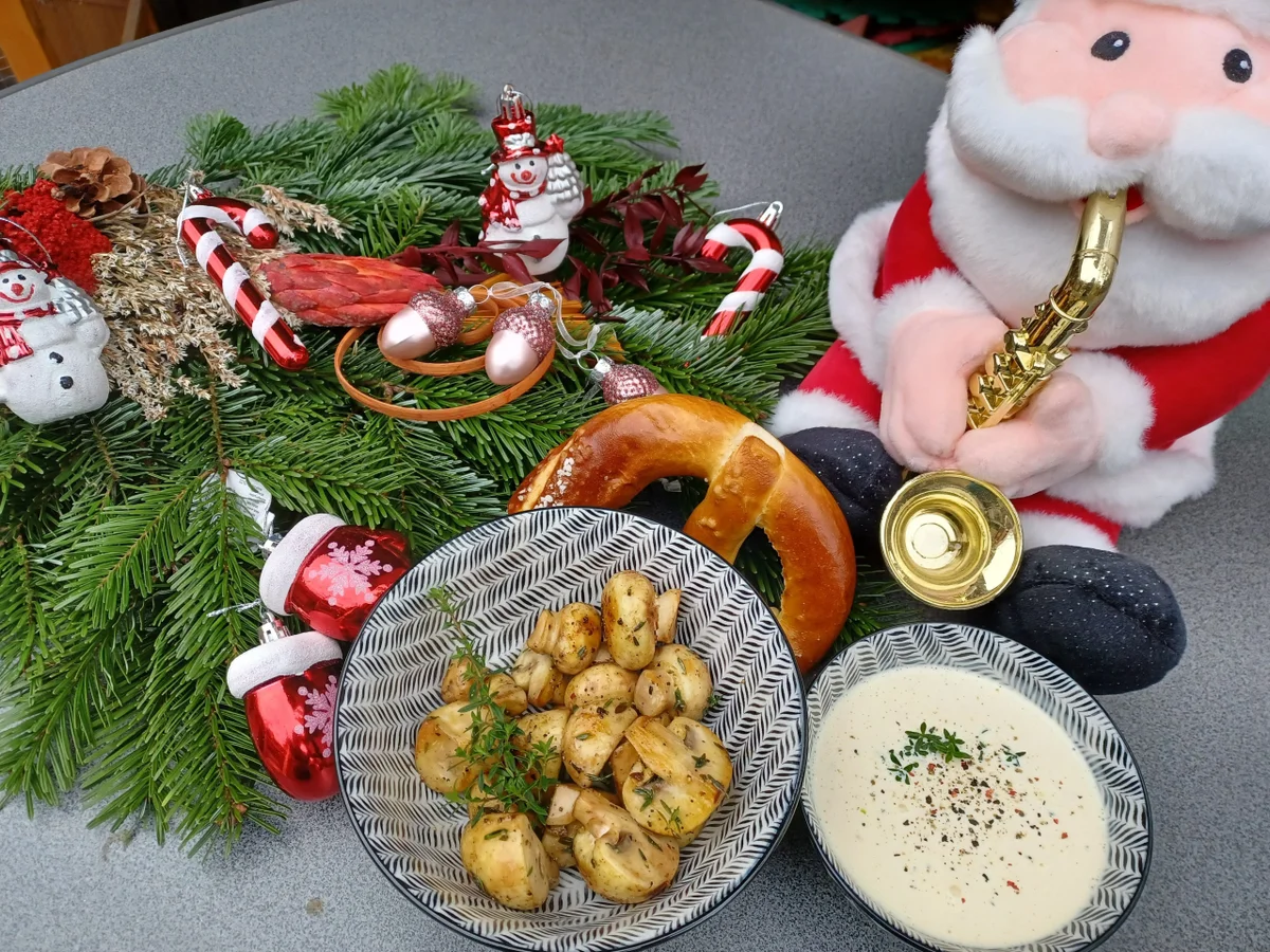 Champignonpfanne und Langos zur kochbar Challenge November 2021 - Rezept - Bild Nr. 14942